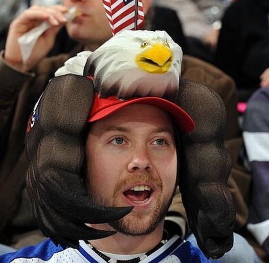 Awesome Vancouver Fans (37 pics)
