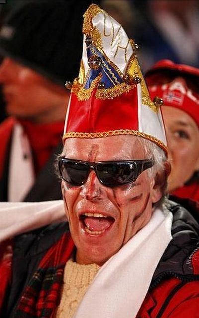 Awesome Vancouver Fans (37 pics)