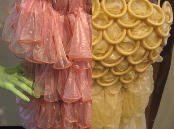 Condom Dresses (6 pics)