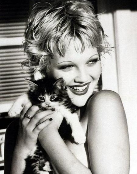 Famous People and Their Cats (67 pics)