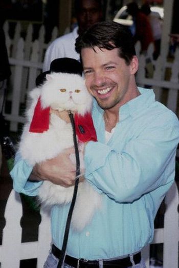 Famous People and Their Cats (67 pics)