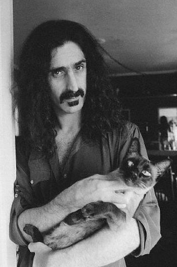 Famous People and Their Cats (67 pics)