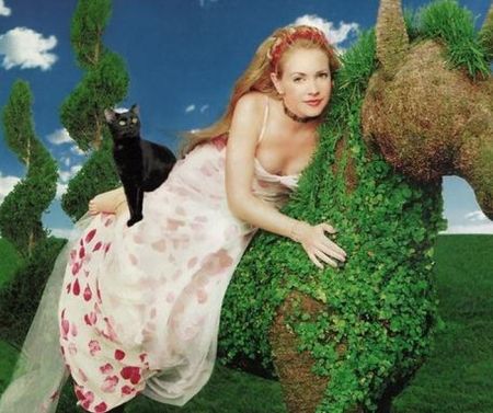 Famous People and Their Cats (67 pics)