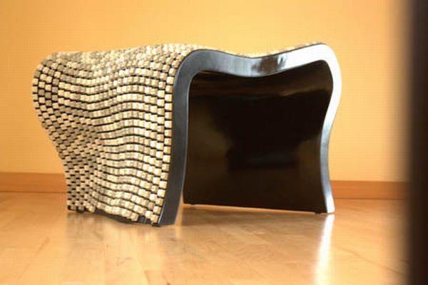 Keyboard Bench (14 pics)