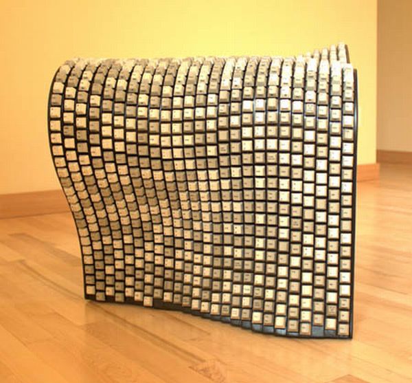 Keyboard Bench (14 pics)