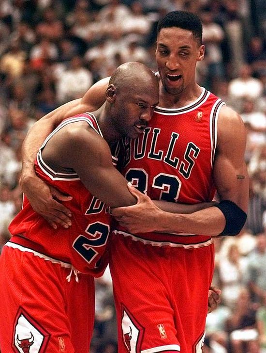 Michael Jordan's Hall of Fame (26 pics)