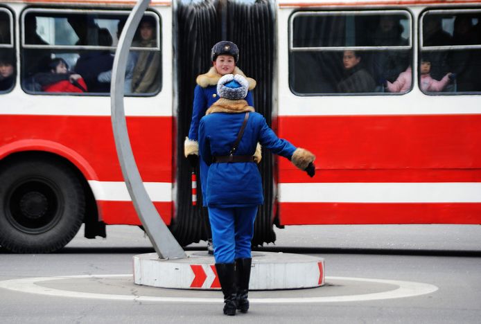 Pyongyang Traffic Girls (18 pics)