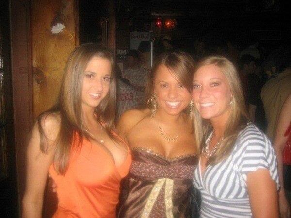 Sexy Girls (65 pics)