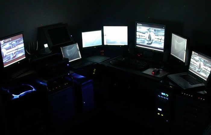 Great Computer Workstations (99 pics)