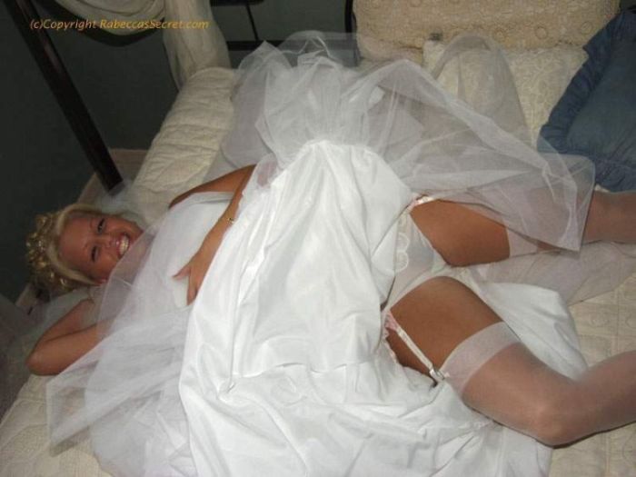 Sexy Brides (67 pics)