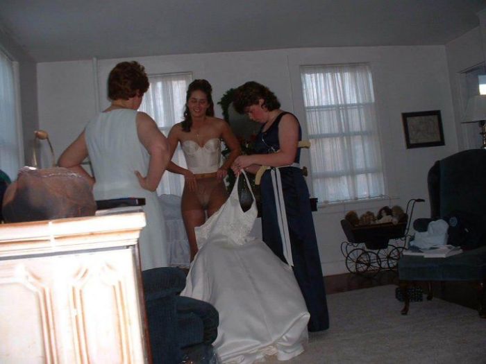 Sexy Brides (67 pics)