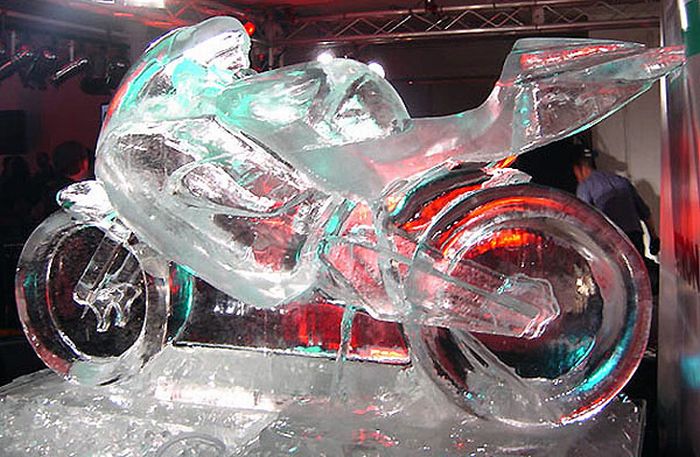 Awesome Ice Sculptures (20 pics)