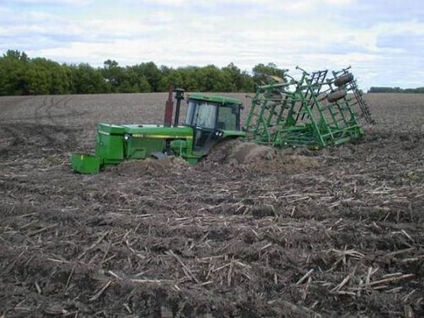 Tractor Fails (31 pics)