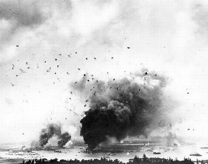 Attack on Pearl Harbor (58 pics)