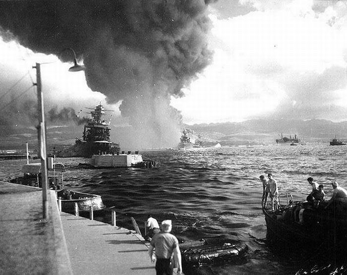 Attack on Pearl Harbor (58 pics)