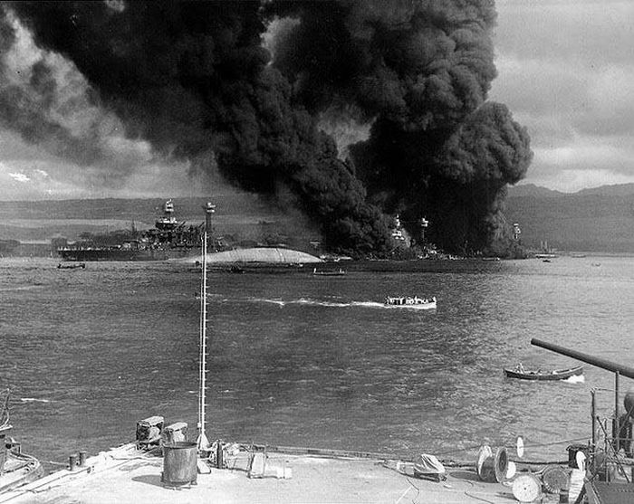 Attack on Pearl Harbor (58 pics)