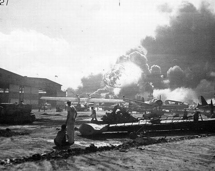 Attack on Pearl Harbor (58 pics)