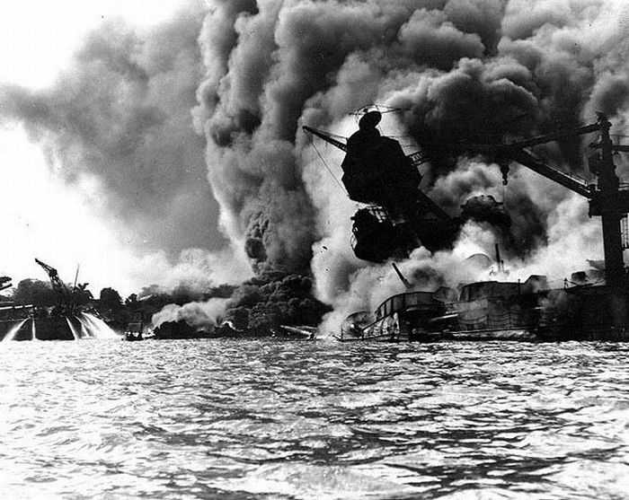 Attack on Pearl Harbor (58 pics)