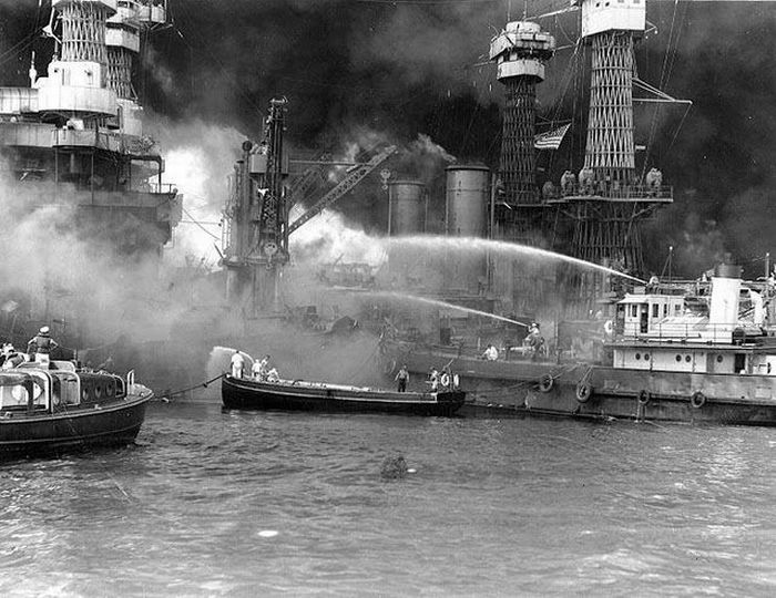 Attack on Pearl Harbor (58 pics)