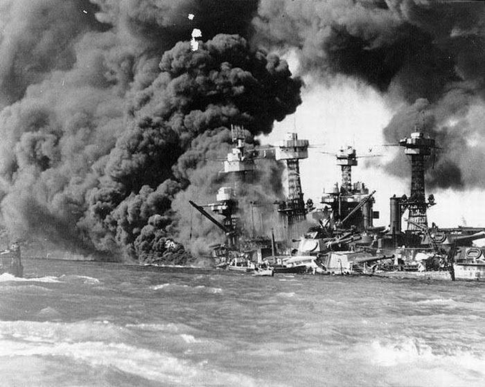 Attack on Pearl Harbor (58 pics)