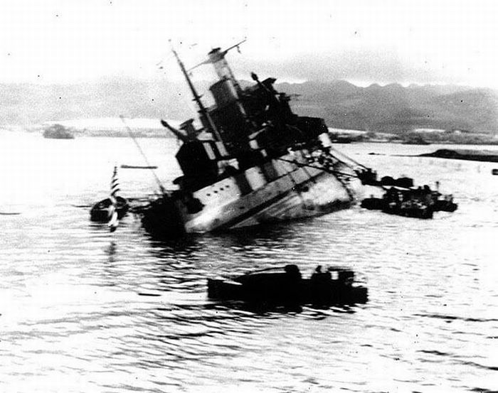 Attack on Pearl Harbor (58 pics)