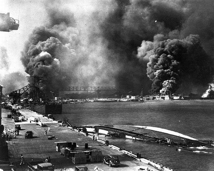 Attack on Pearl Harbor (58 pics)