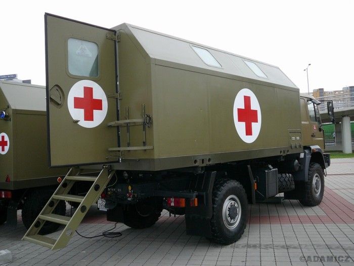 Military Ambulances (46 pics)