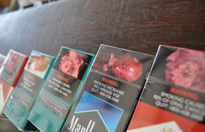 Scary Anti-Tobacco Pictures in Singapore (13 pics)