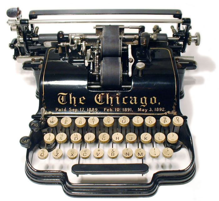 Antique Typewriters (51 pics)