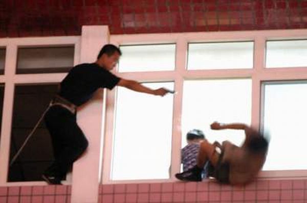 How China Negotiates With Kidnappers (5 pics)