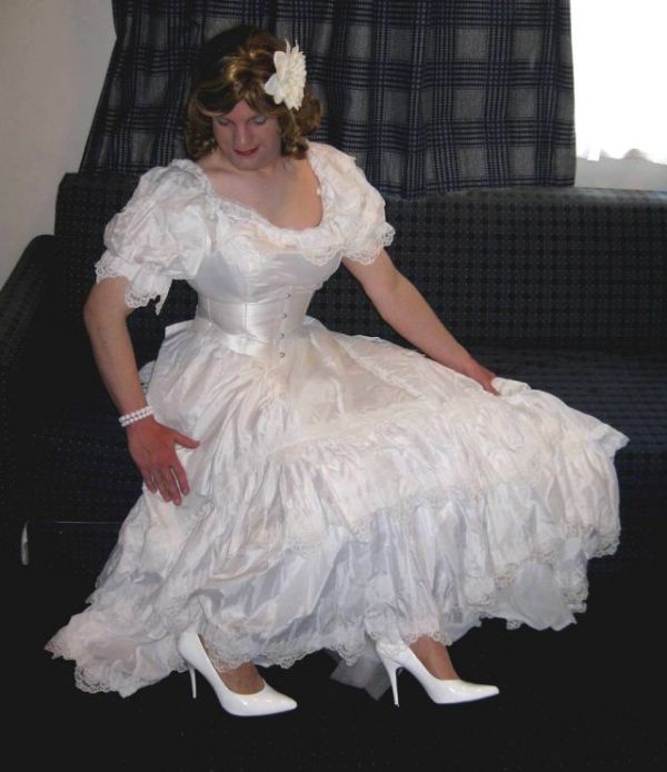 Not my kind of brides... (28 pics)