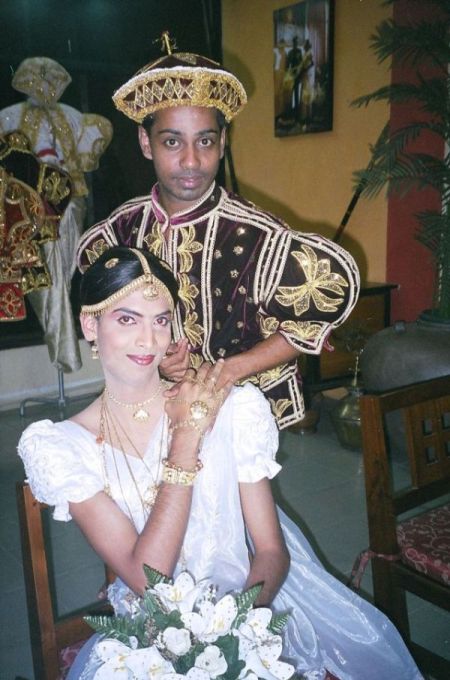 Not my kind of brides... (28 pics)