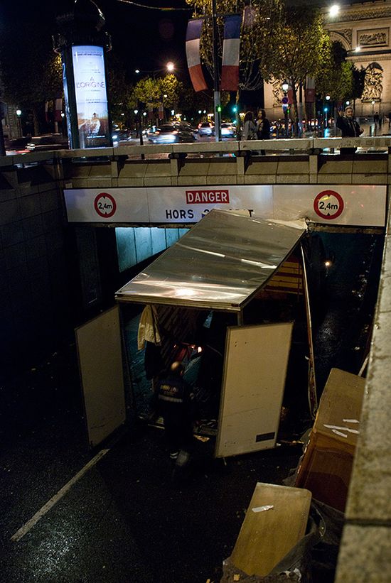Serial Tunnel (50 pics)