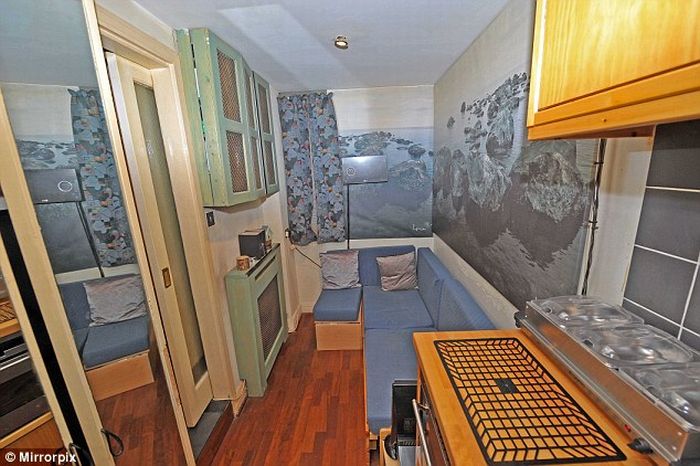 This Flat in London costs More Than $300,000 (4 pics)