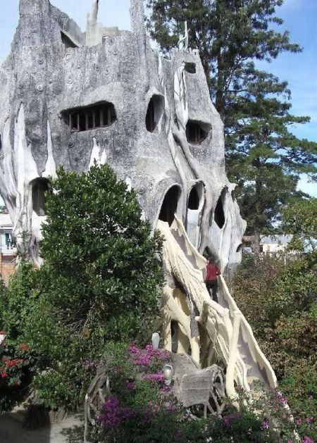 Strange House in Vietnam (51 pics)