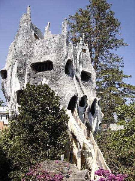 Strange House in Vietnam (51 pics)