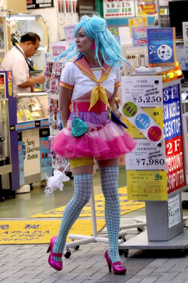 Acid Picdump (197 pics)
