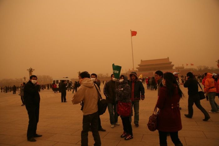 Sand Storm in China (16 pics)