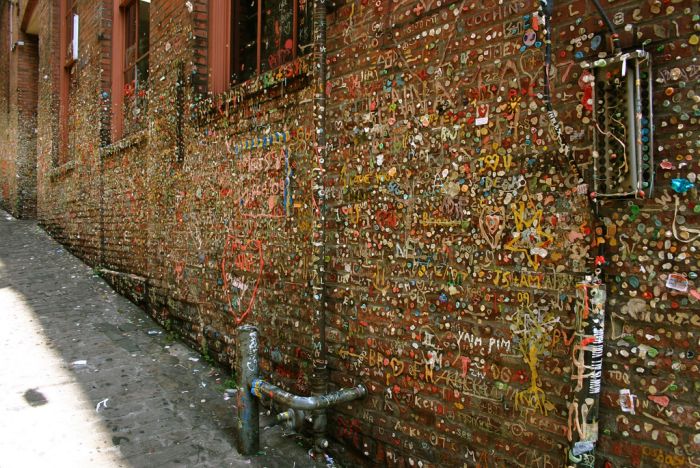 Seattle Gum Wall (12 pics)