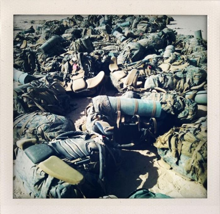 iPhone Photos of War in Afghanistan (33 pics)