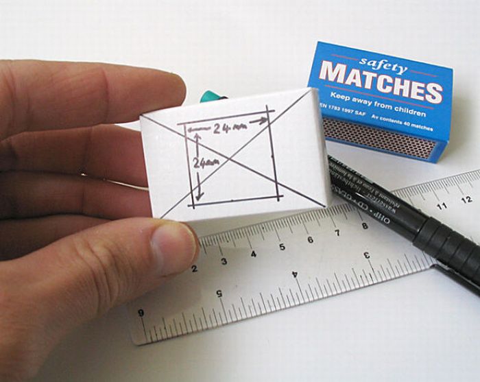 How to Build a Pinhole Camera Using a Matchbox (30 pics)