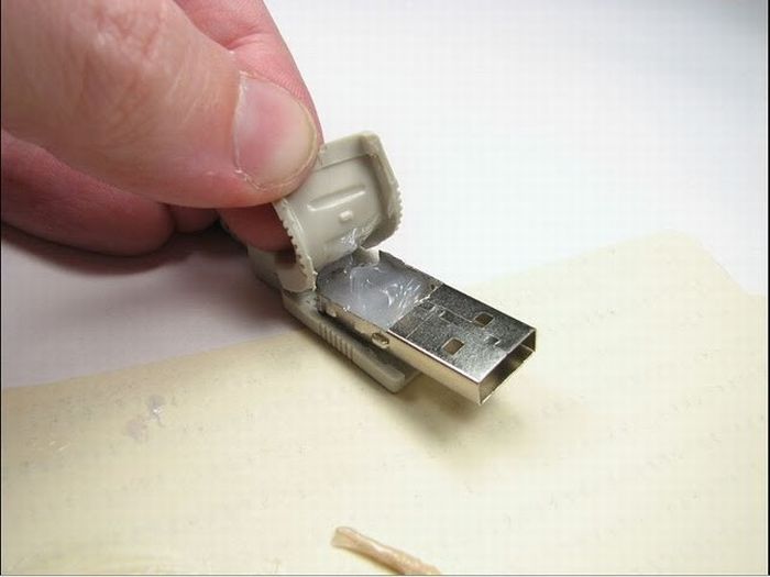 How to Make an Unusual USB-stick (28 pics)