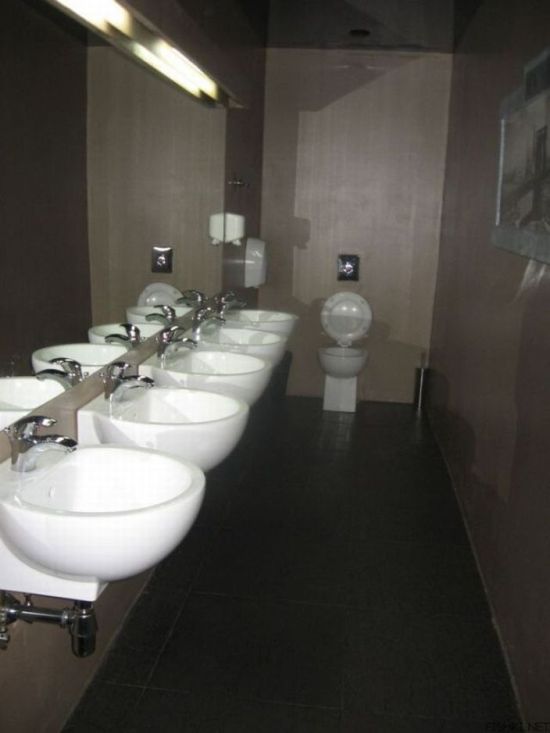 Funny, Unusual and Cool Toilets (99 pics)