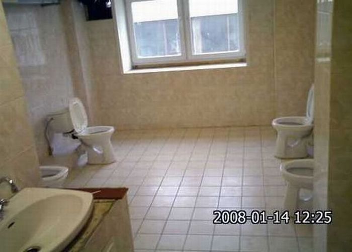 Funny, Unusual and Cool Toilets (99 pics)