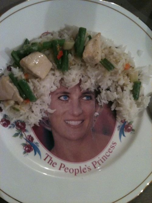 Eating off the People’s Princess (33 pics)