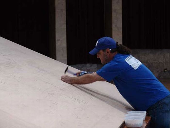 The Largest Nail And Toothpicks Mosaic Ever Made (26 pics)