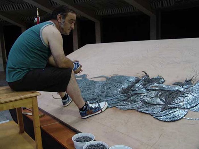 The Largest Nail And Toothpicks Mosaic Ever Made (26 pics)