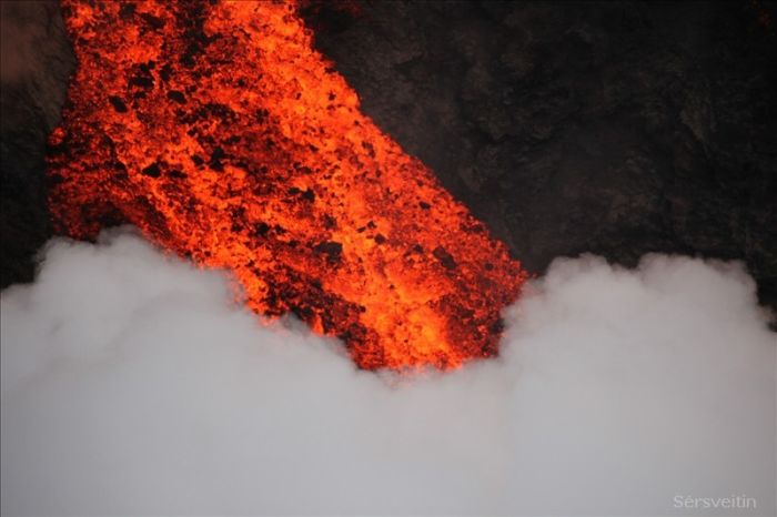 Volcano Eruption in Iceland (30 pics)