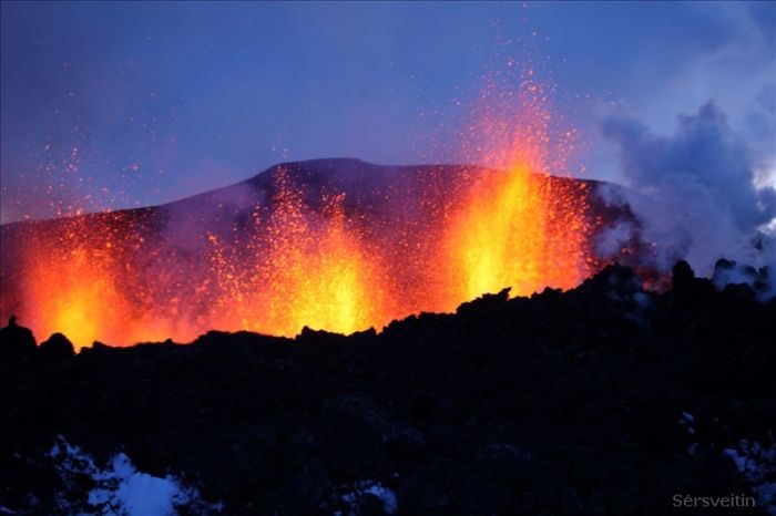 Volcano Eruption in Iceland (30 pics)
