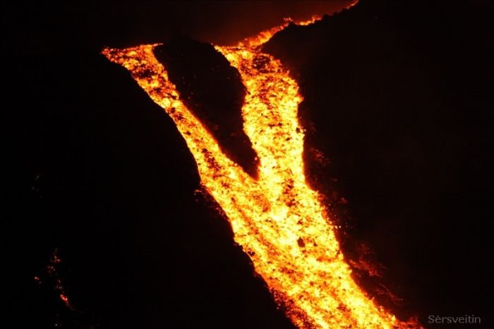 Volcano Eruption in Iceland (30 pics)